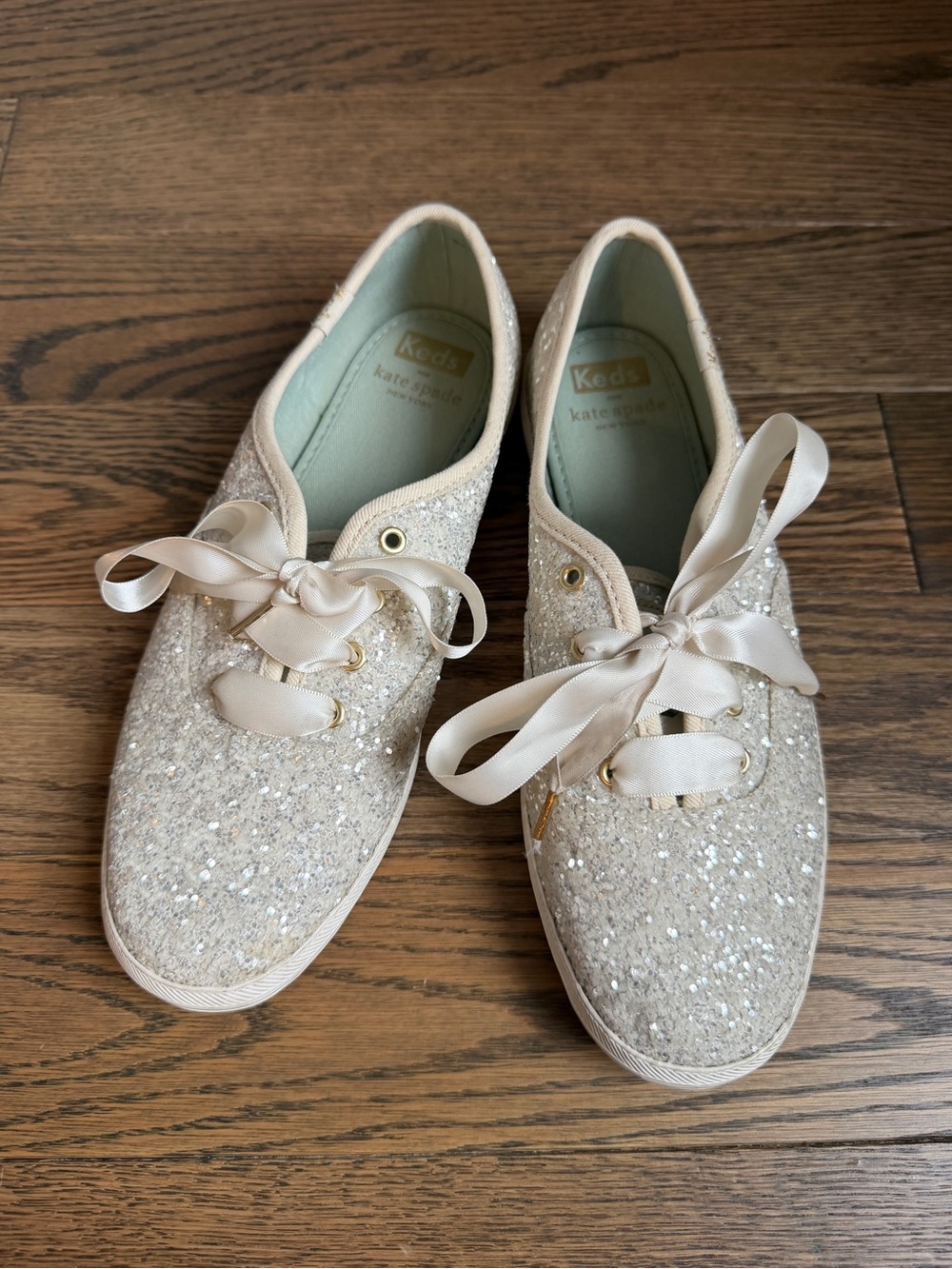 Kate Spade x Keds White Glitter Sequin Sneakers with Satin Ribbon Laces Sz 7 - Picture 2 of 5